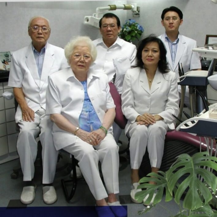 dokter gigi di surabaya